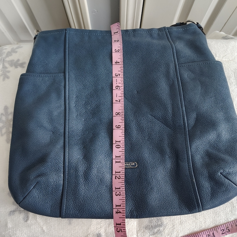 Coach Authentic Blue Leather Shoulder Bag With Crossbody Strap - Picture 8 of 12
